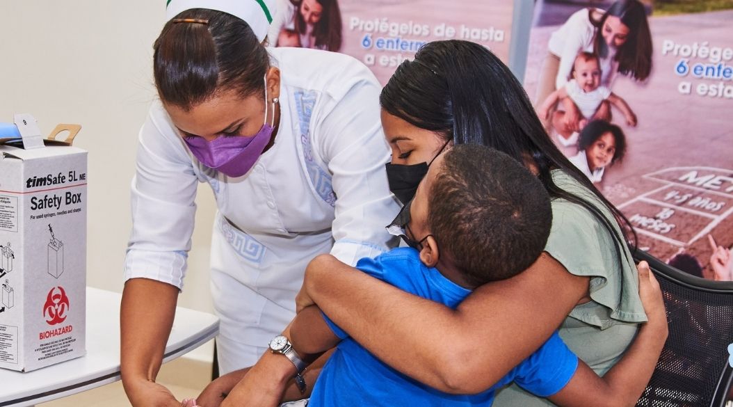 Panamá a la vanguardia en los programas de vacunación en Latinoamérica 